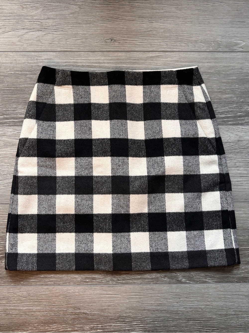 ๐คLOFT๐ค Buffalo Plaid Wool Blend Skirt